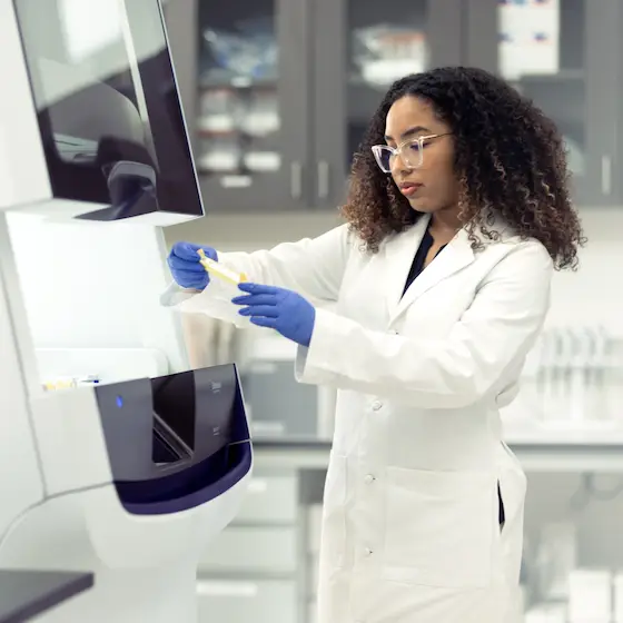 ThermoFisher Woman in Lab